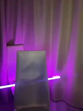 Snapshot of Your_insomniya chatting on February 26, 11:09 pm Your insomniya online show from February 26, 11:09 pm