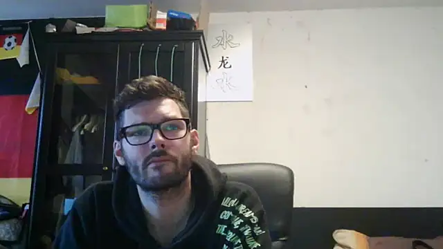 Snapshot of Die-geile-Sau chatting on May 13, 5:31 pm Die-geile-Sau online show from May 13, 5:31 pm