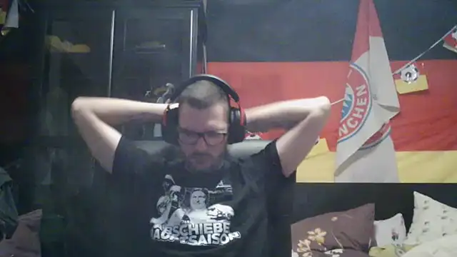 Snapshot of Die-geile-Sau chatting on February 2, 10:20 pm Die-geile-Sau online show from February 2, 10:20 pm