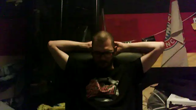 Snapshot of Die-geile-Sau chatting on December 4, 9:25 pm Die-geile-Sau online show from December 4, 9:25 pm