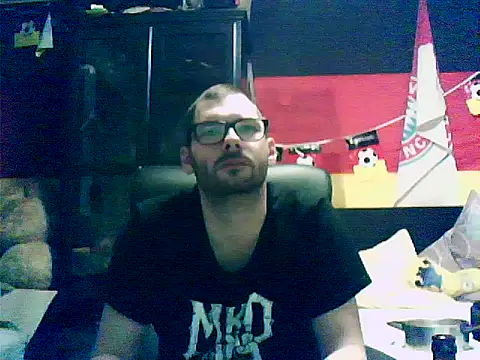 Snapshot of Die-geile-Sau chatting on December 17, 8:14 pm Die-geile-Sau online show from December 17, 8:14 pm