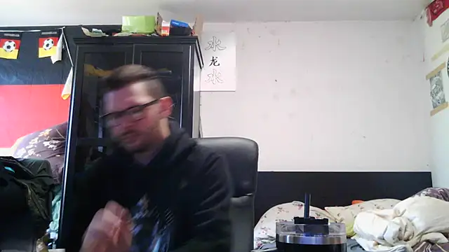 Die-geile-Sau online show from March 28, 2:18 pm