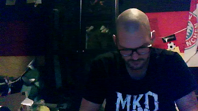 Snapshot of Die-geile-Sau chatting on September 12, 9:03 pm Die-geile-Sau online show from September 12, 9:03 pm