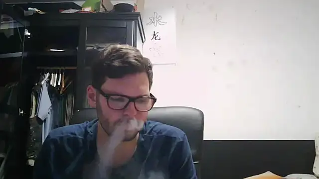 Snapshot of Die-geile-Sau chatting on June 7, 8:03 pm Die-geile-Sau online show from June 7, 8:03 pm