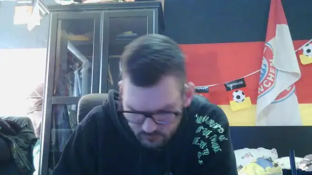 Die-geile-Sau online show from March 19, 12:49 pm