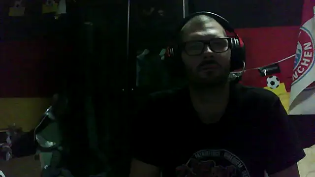 Snapshot of Die-geile-Sau chatting on September 17, 9:50 pm Die-geile-Sau online show from September 17, 9:50 pm