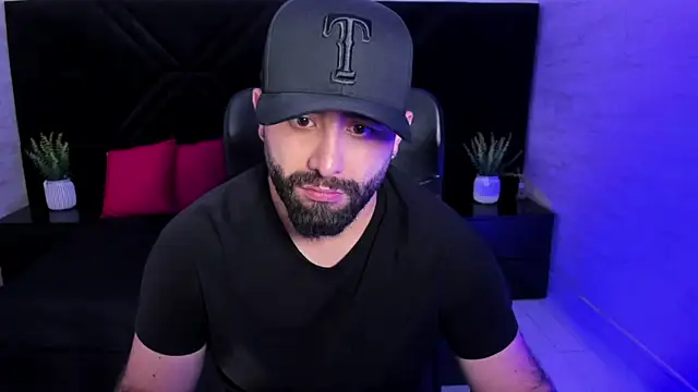 jhon bear03 online show from May 5, 3:20 am