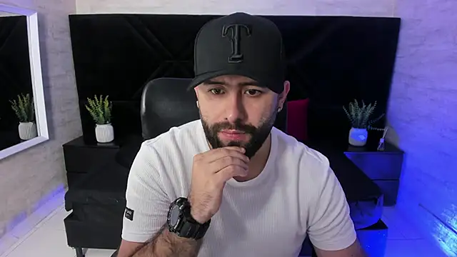 jhon bear03 online show from June 4, 11:26 am