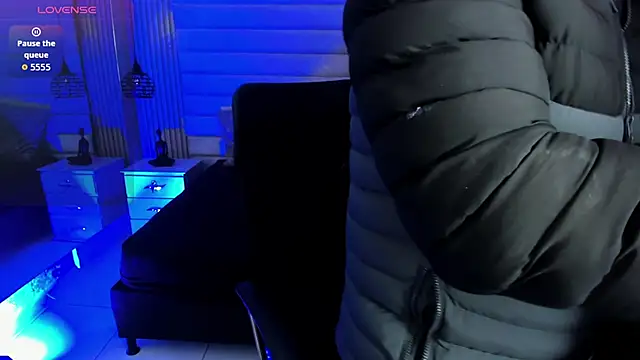 jhon bear03 online show from January 7, 11:15 am