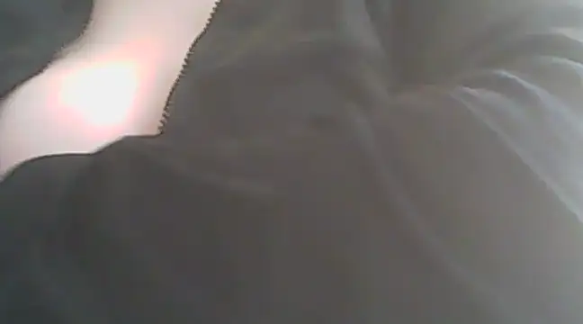 Snapshot of deluxpussy chatting on March 20, 7:25 am deluxpussy online show from March 20, 7:25 am