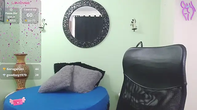 Sofia Franco  online show from March 4, 9:22 pm