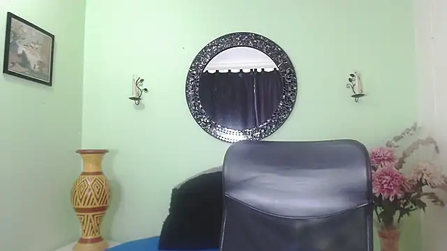 Sofia Franco  online show from November 18, 7:17 pm