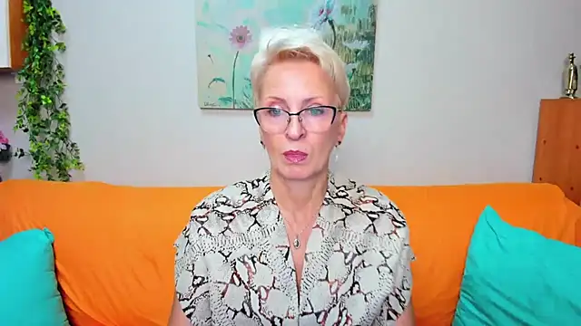 iamyourdream89 online show from September 22, 11:38 am