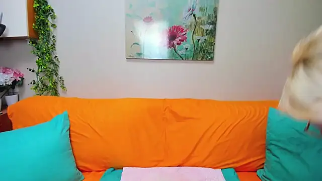 iamyourdream89 online show from November 24, 4:40 pm