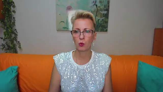 iamyourdream89 online show from November 30, 7:20 am