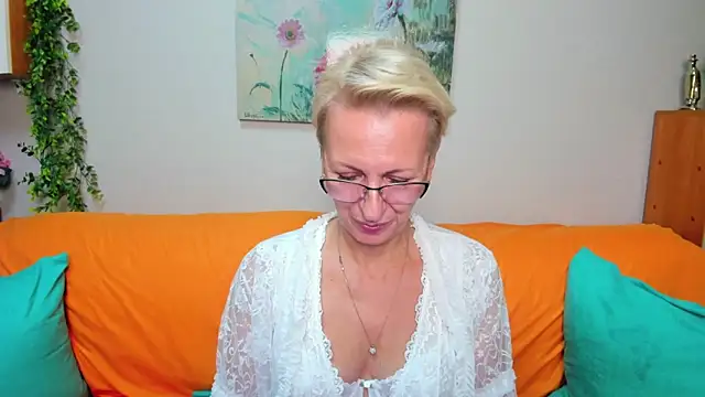 iamyourdream89 online show from October 14, 7:14 pm