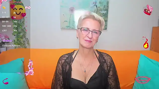 iamyourdream89 online show from October 3, 10:06 am