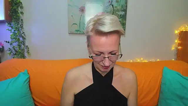 iamyourdream89 online show from December 22, 5:02 pm