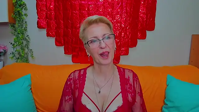 iamyourdream89 online show from February 25, 10:26 am