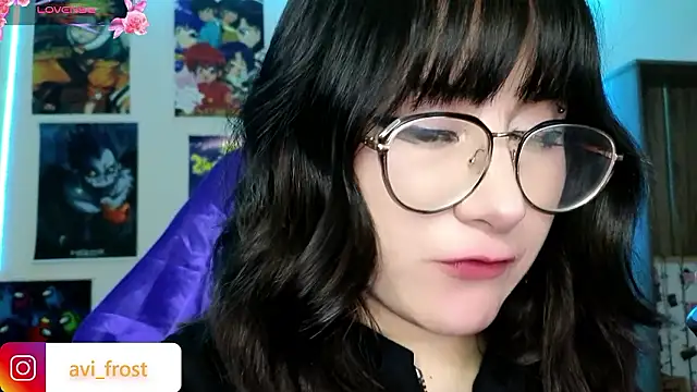 Snapshot of avi_frost chatting on December 5, 11:12 am avi frost online show from December 5, 11:12 am