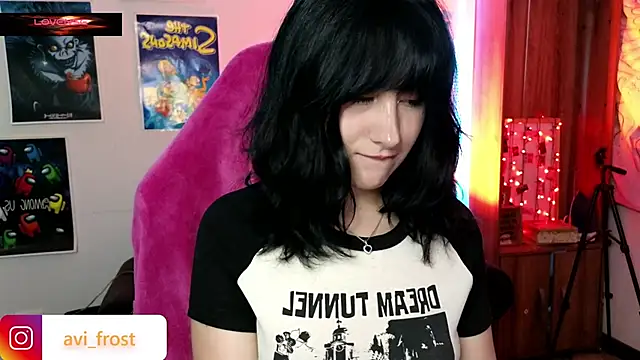 Snapshot of avi_frost chatting on January 10, 10:06 am avi frost online show from January 10, 10:06 am