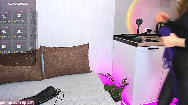 Monica Blair online show from March 12, 6:28 am