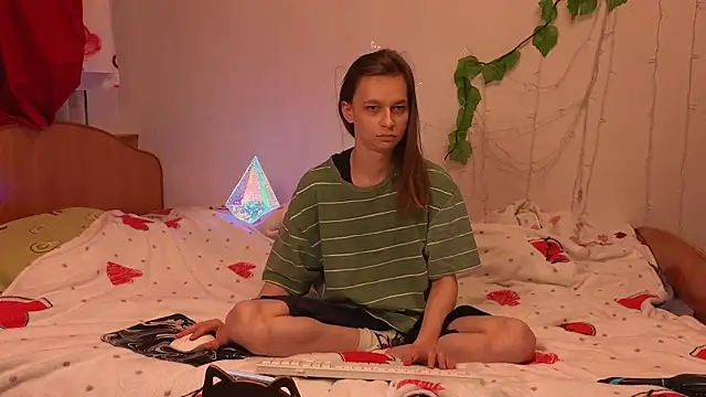 Frank Fraer online show from March 12, 7:07 pm