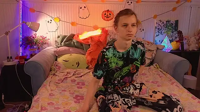 Frank Fraer online show from November 8, 7:56 am