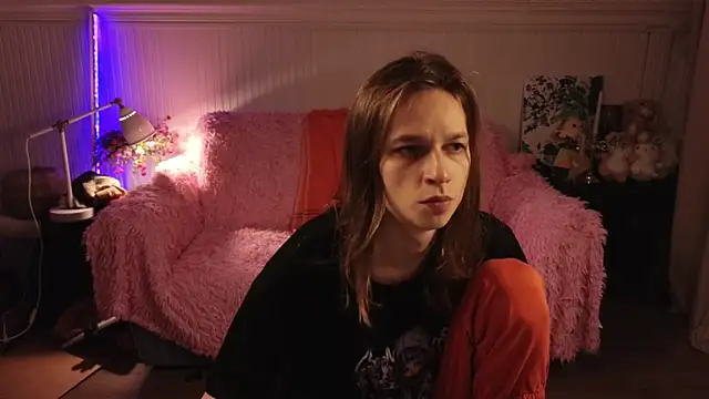 Frank Fraer online show from October 11, 8:21 pm