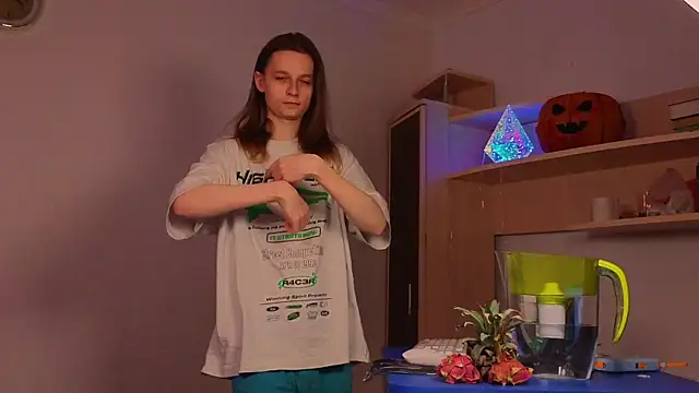 Frank Fraer online show from April 5, 11:06 am