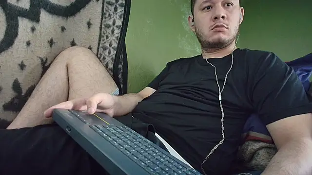 sweet cock28 online show from October 24, 3:33 pm