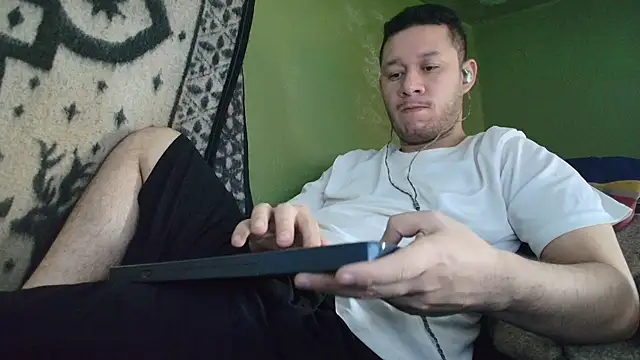 sweet cock28 online show from September 24, 3:29 pm