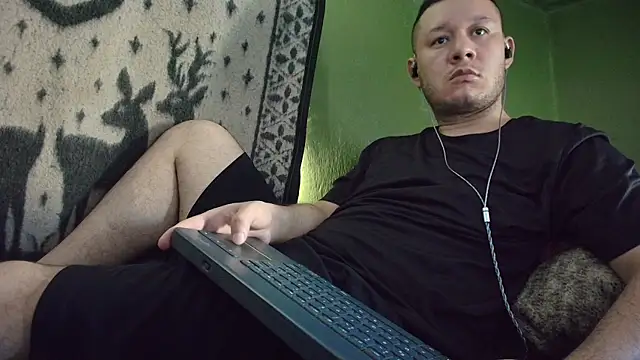 sweet cock28 online show from April 5, 2:24 pm