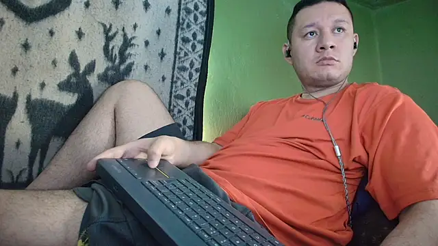 sweet cock28 online show from April 13, 3:16 pm