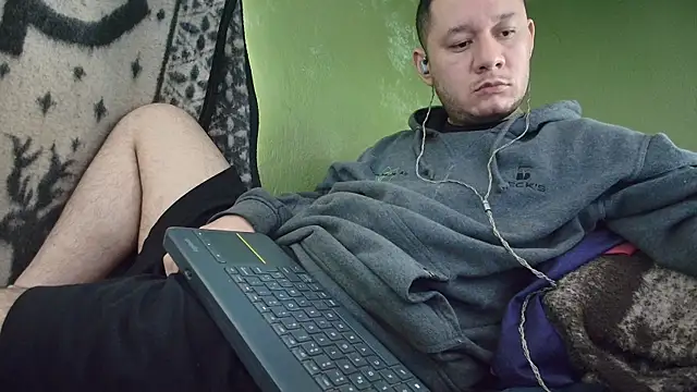 sweet cock28 online show from October 14, 3:45 pm