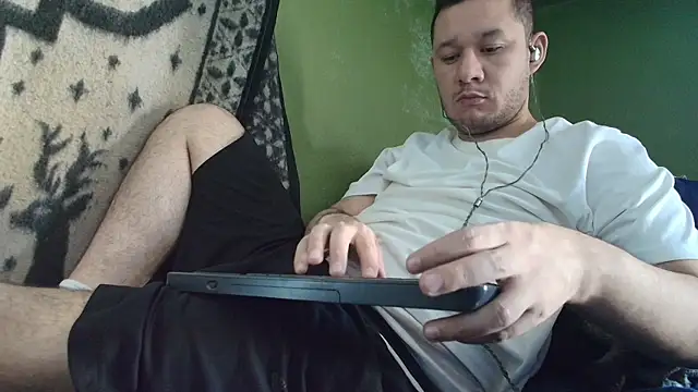 sweet cock28 online show from September 23, 3:19 pm