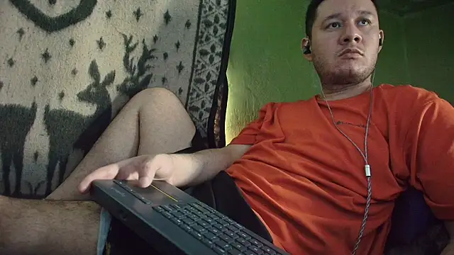 sweet cock28 online show from May 31, 2:01 pm