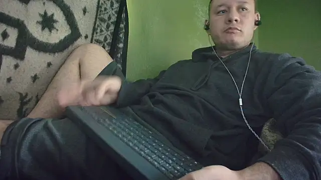 Snapshot of sweet_cock28 chatting on January 19, 3:16 pm sweet cock28 online show from January 19, 3:16 pm