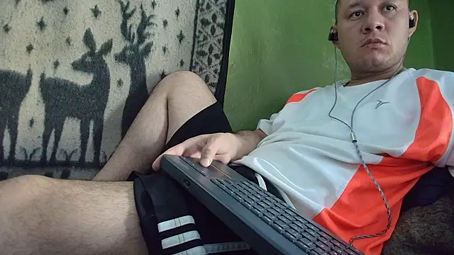 sweet cock28 online show from March 9, 3:26 pm