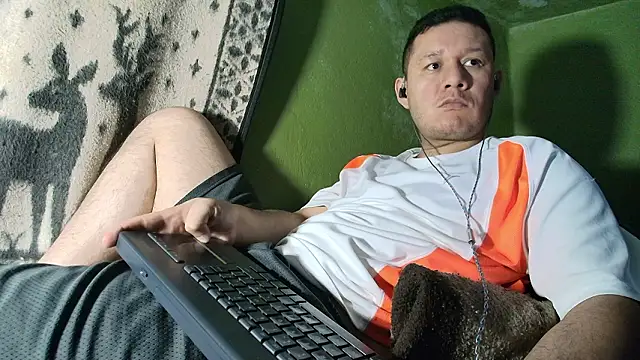 sweet cock28 online show from March 24, 3:28 am