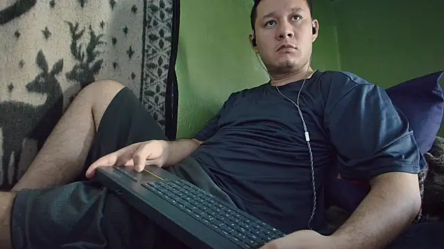 sweet cock28 online show from April 28, 3:05 pm