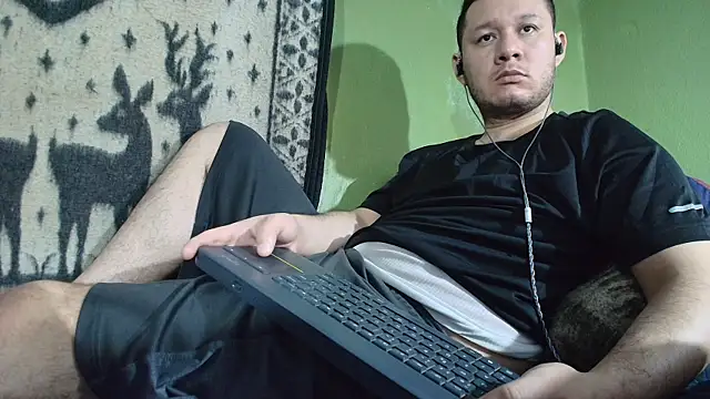 sweet cock28 online show from April 19, 1:56 pm
