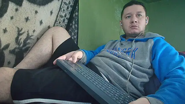 sweet cock28 online show from September 22, 3:29 pm