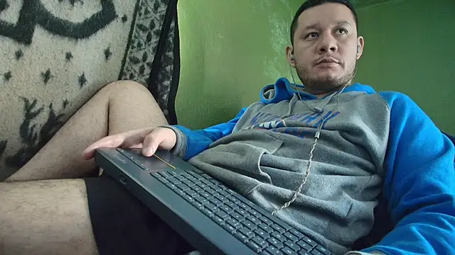 sweet cock28 online show from November 25, 3:45 pm