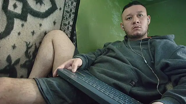 sweet cock28 online show from November 7, 3:27 pm