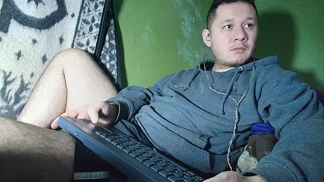 sweet cock28 online show from October 21, 3:28 am