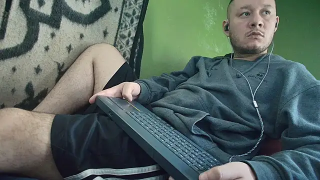 sweet cock28 online show from November 29, 3:34 pm