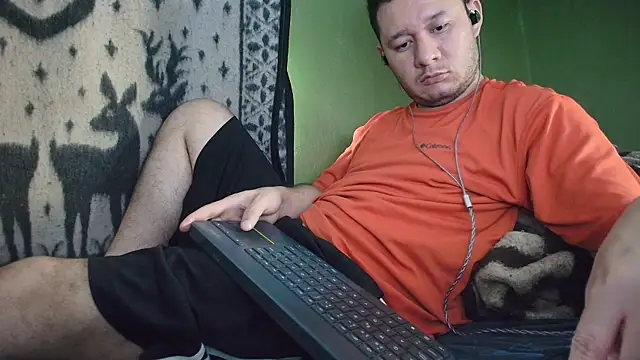 sweet cock28 online show from May 30, 3:06 pm