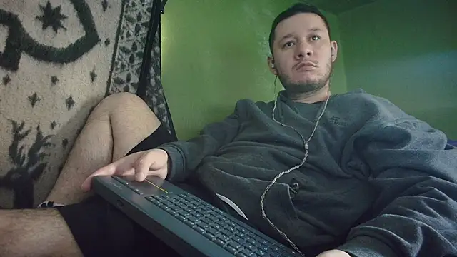 sweet cock28 online show from October 19, 2:20 pm