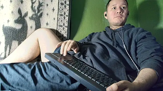 Snapshot of sweet_cock28 chatting on February 25, 3:29 am sweet cock28 online show from February 25, 3:29 am